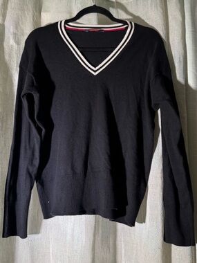 Denver Hayes Black V-Neck Sweater with White Trim